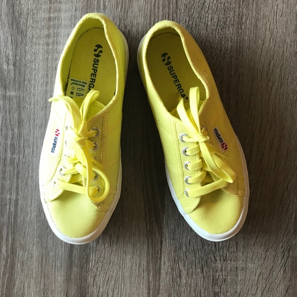 superga gul